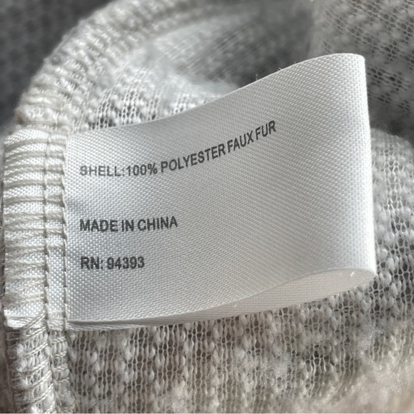 Coffee Shop NY Fuzzy Sherpa Quarter Zip Pullover Women's Size L - Picture 6 of 7